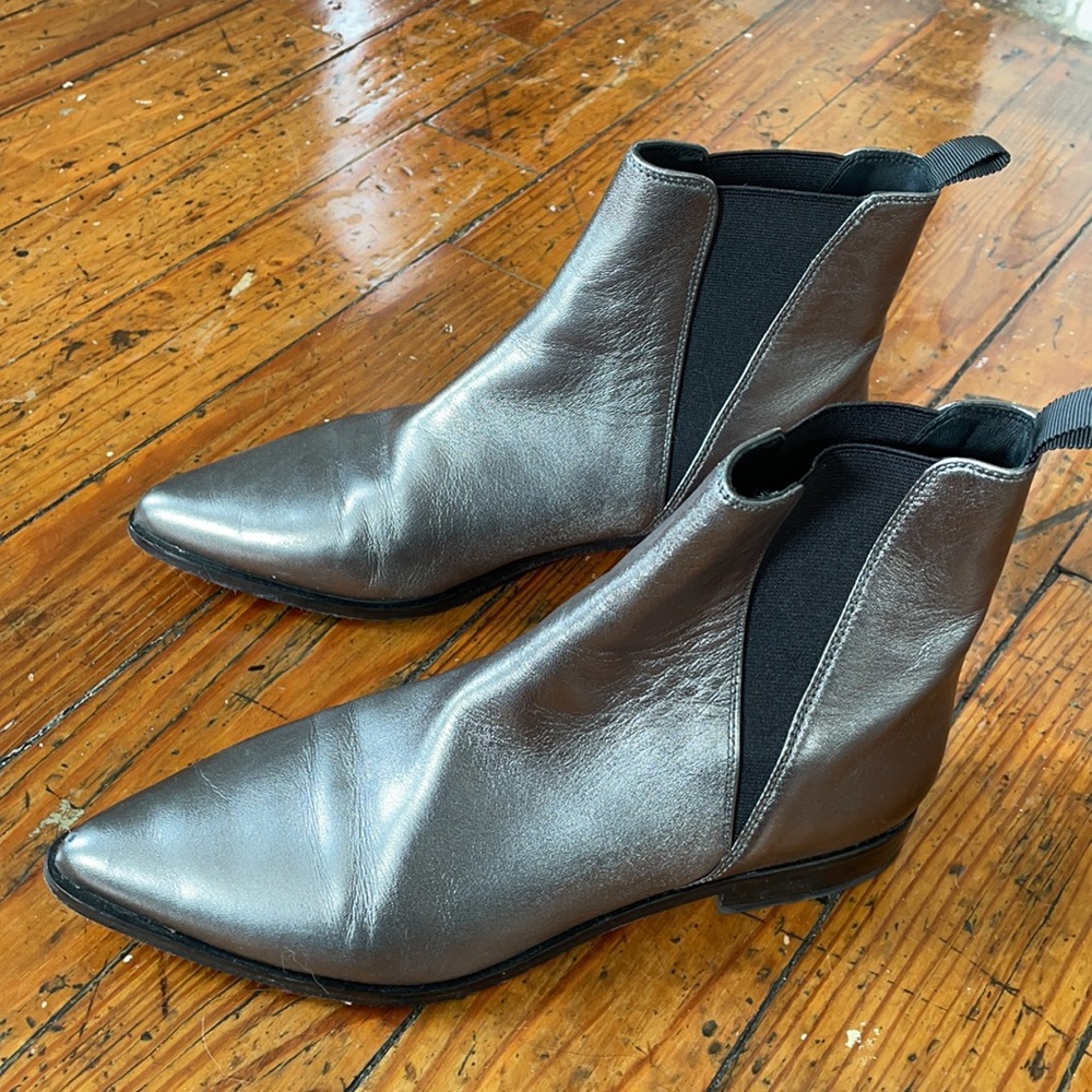 Cyrillus Chelsea Pointed Toe Metallic Silver Boots